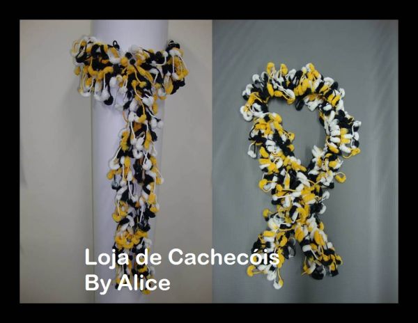 Pompom em crochê amarelo e preto